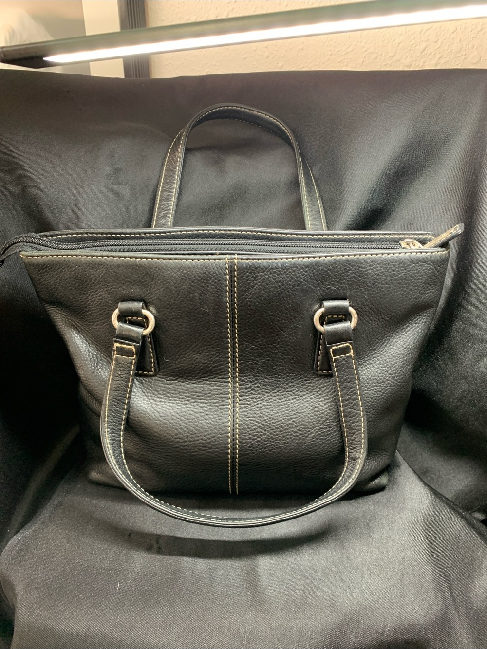 Vintage Fossil Black/Silver   Pebbled Leather Small Tote/Shoulder    Bag